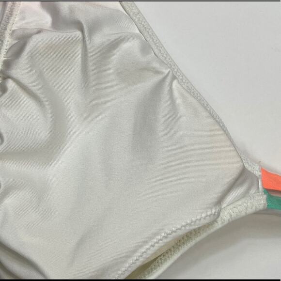 Victoria’s Secret | White Studded Bikini Top Sz S - Picture 4 of 6